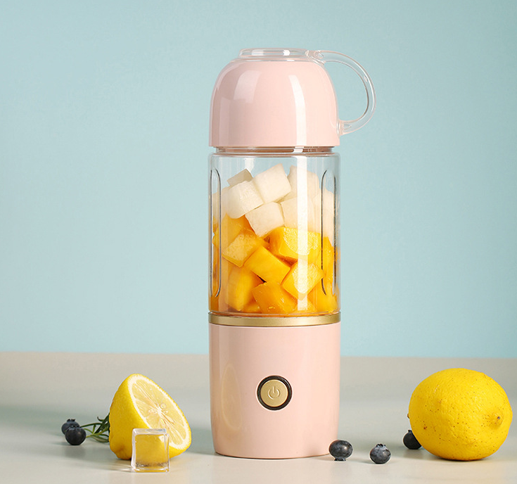 Portable Fruit Juicer Portable Mini Blender 400ml Juicer and Blender for Travel USB Rechargeable Au+hentic Sport Spot